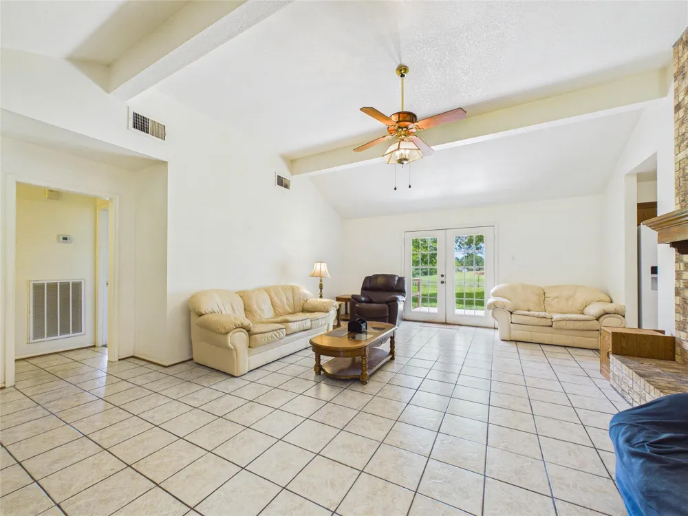 7711 Avenue M Santa Fe, TX 77510