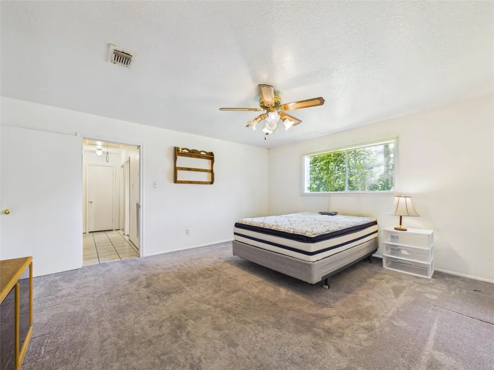 7711 Avenue M Santa Fe, TX 77510