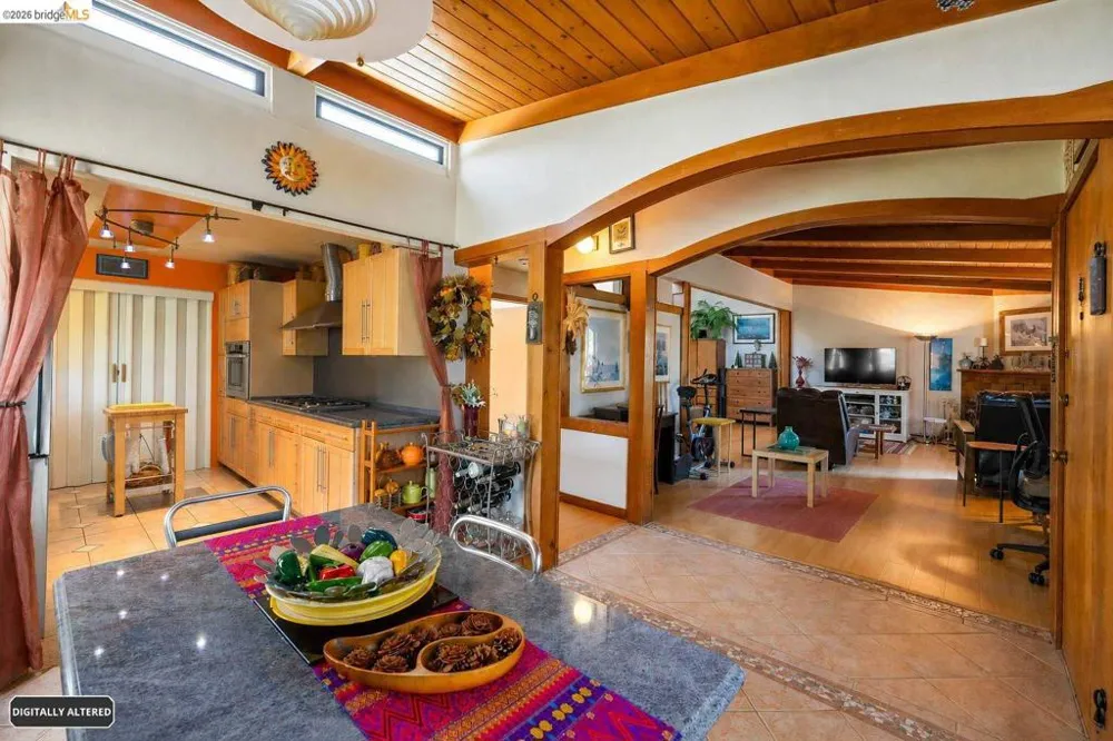 2915 Benvenue Ave #C Berkeley, CA 94705