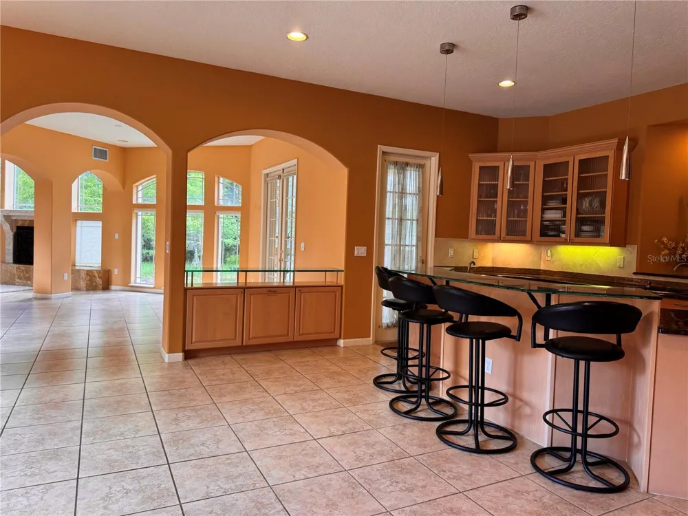 779 E CHAPMAN ROAD Oviedo, FL 32765