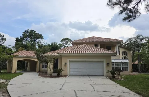 779 E CHAPMAN ROAD