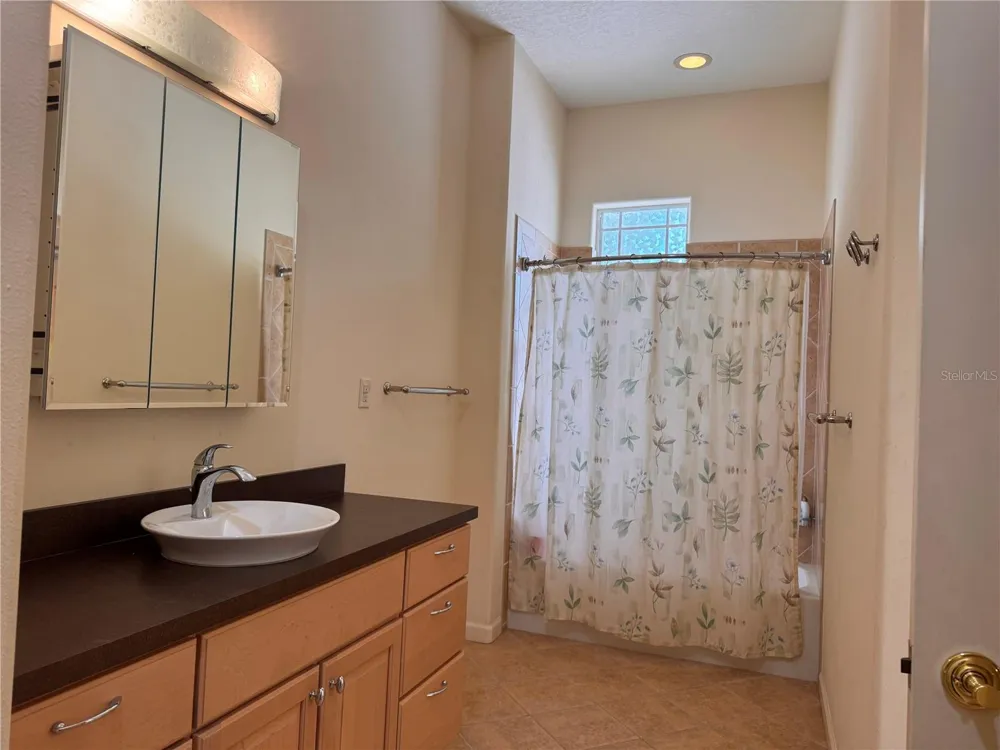 779 E CHAPMAN ROAD Oviedo, FL 32765