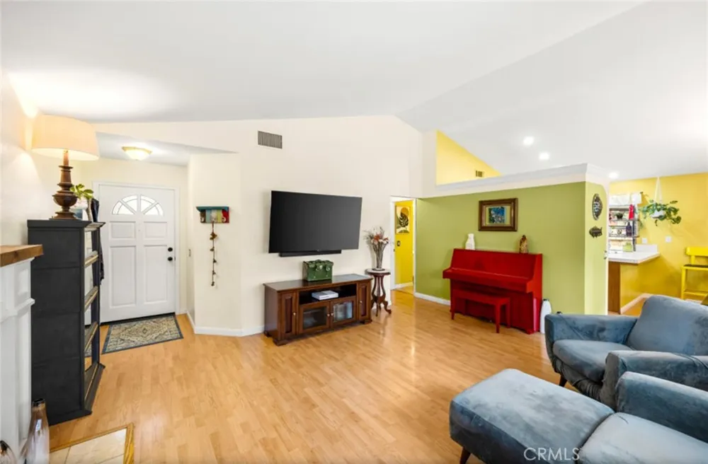 1213 Eckenrode Placentia, CA 92870
