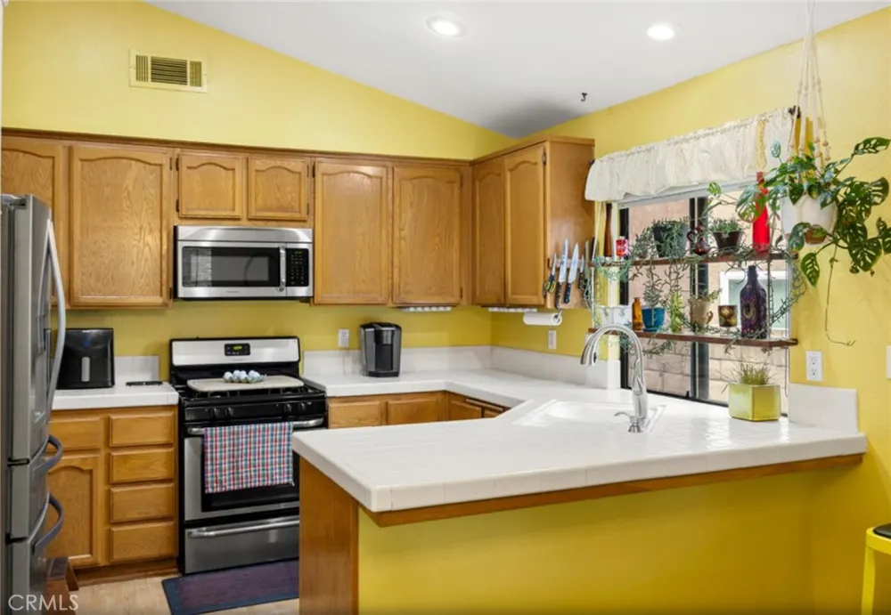 1213 Eckenrode Placentia, CA 92870