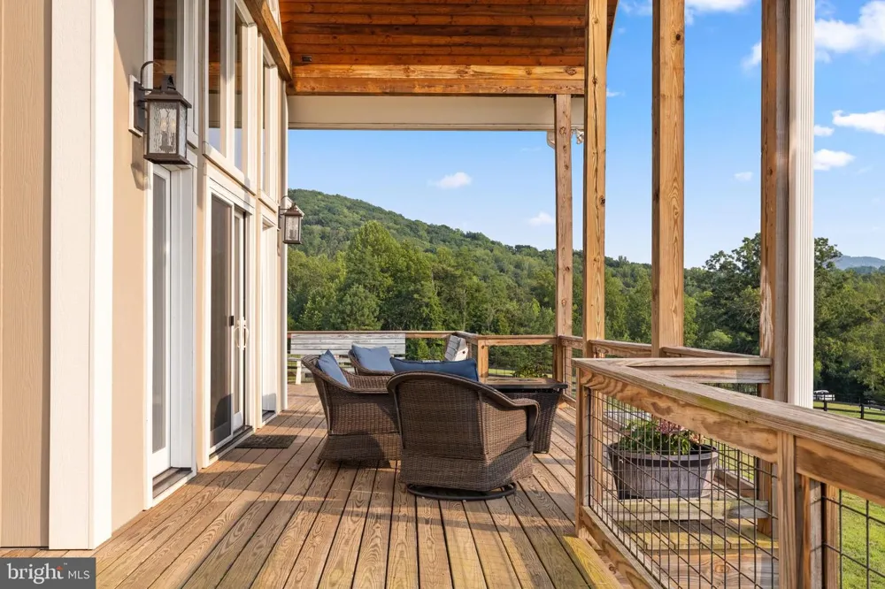 2236 CRAIGS STORE Afton, VA 22920
