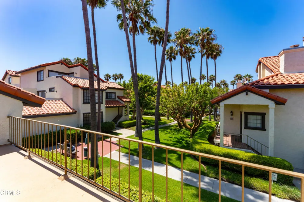 2167 Martinique Lane Oxnard, CA 93035