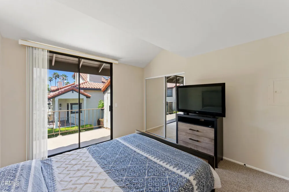 2167 Martinique Lane Oxnard, CA 93035