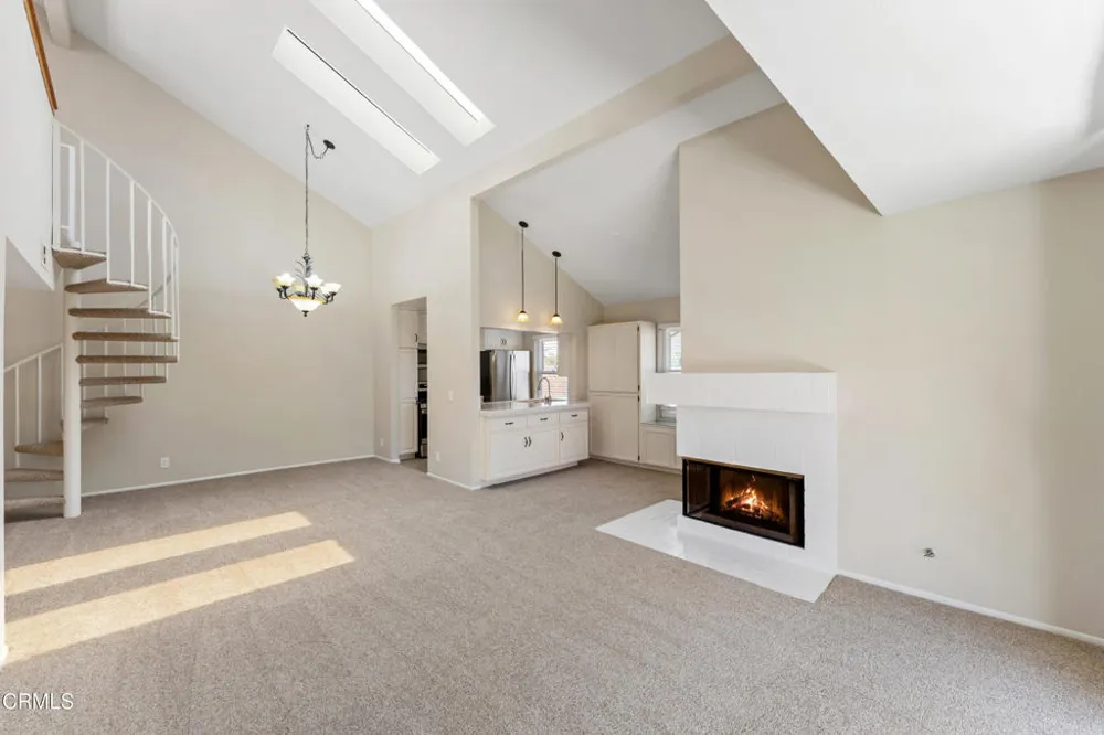 2167 Martinique Lane Oxnard, CA 93035