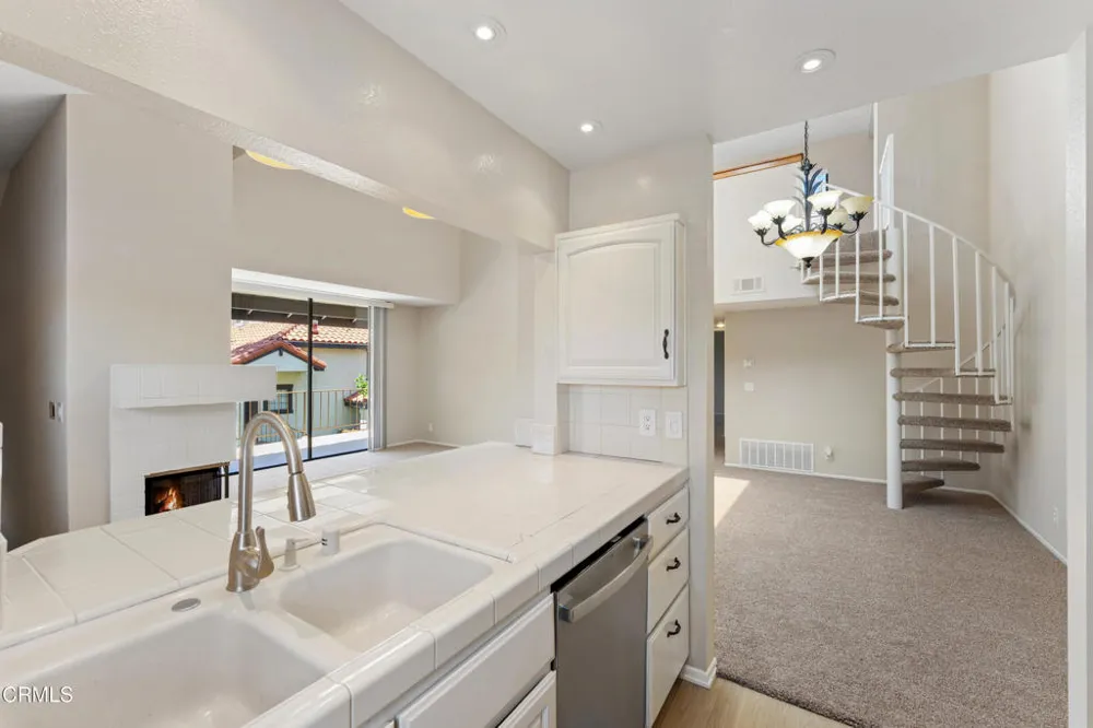 2167 Martinique Lane Oxnard, CA 93035