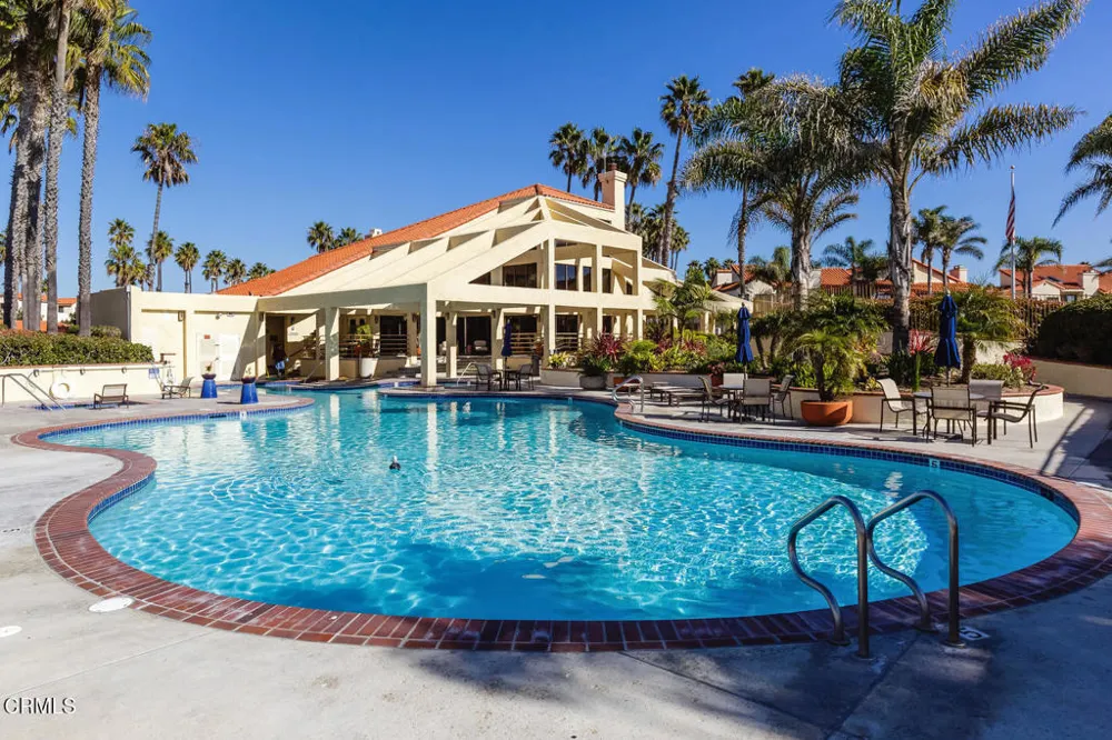 2167 Martinique Lane Oxnard, CA 93035