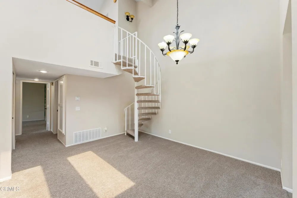 2167 Martinique Lane Oxnard, CA 93035