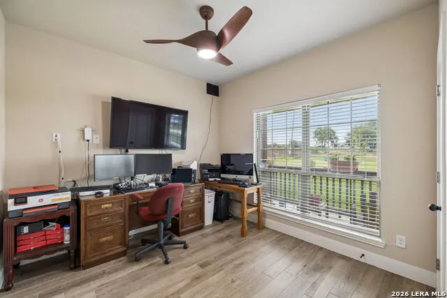9691 Crow Ln Adkins, TX 78101