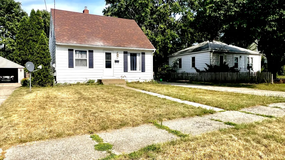 3256 Hillcroft Avenue SW Wyoming City, MI 49548