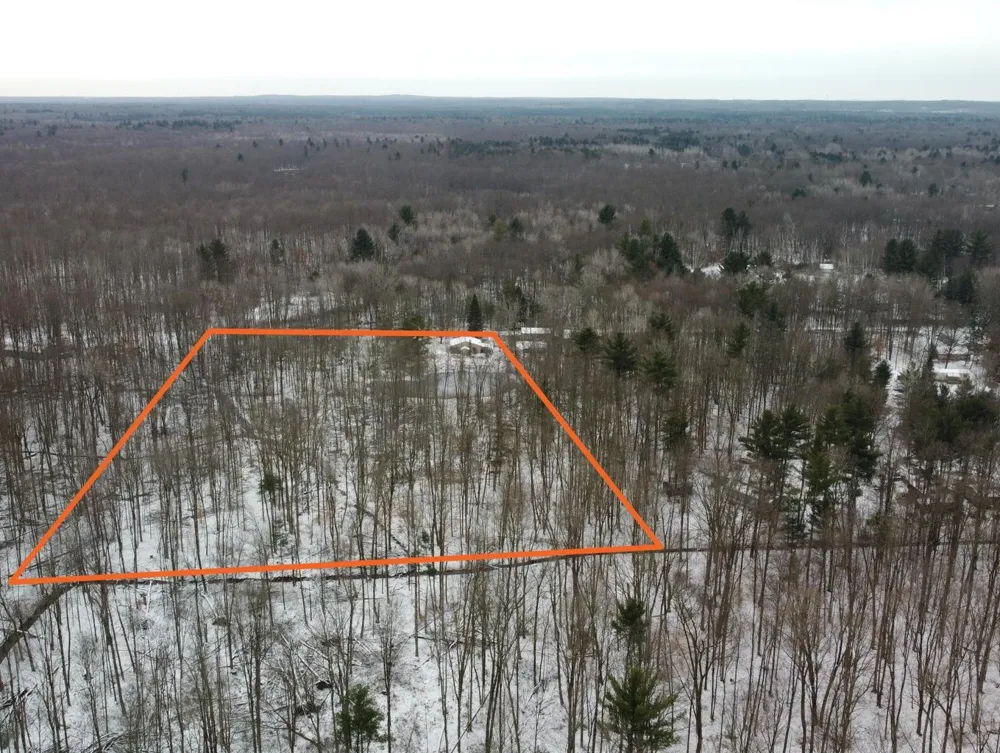 7812 Mary Avenue Newaygo, MI 49337