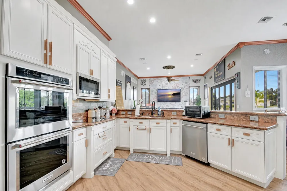 11618 MANATEE BAY LANE Wellington, FL 33449
