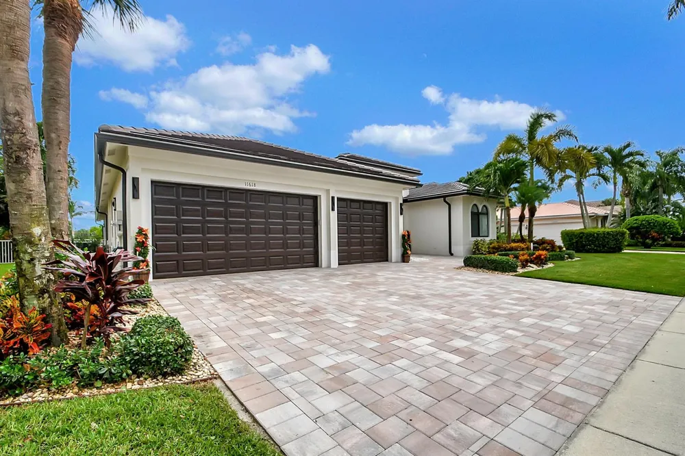 11618 MANATEE BAY LANE Wellington, FL 33449