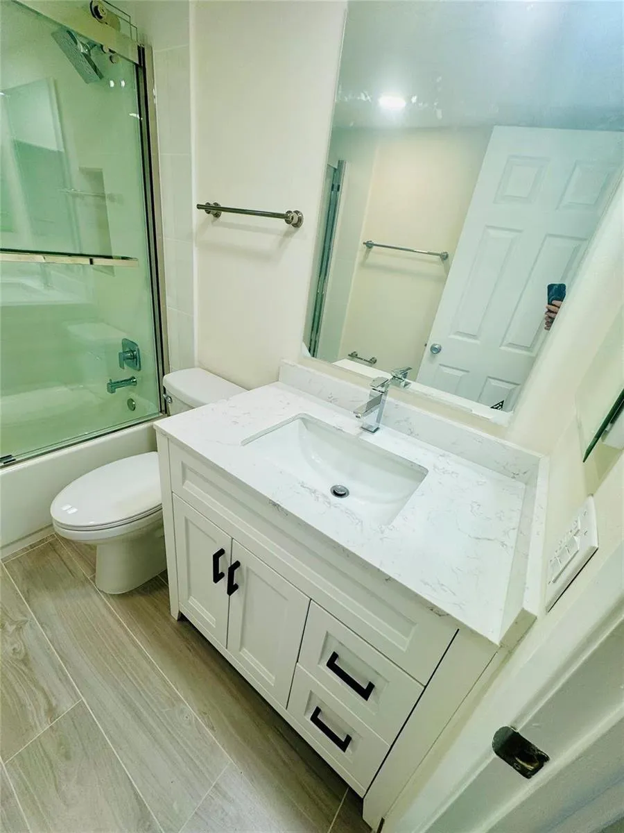 805 W OAKLAND PARK BOULEVARD #E5 Wilton Manors, FL 33311