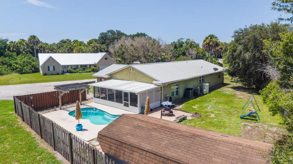 6911 SE 88TH BOULEVARD Okeechobee, FL 34974