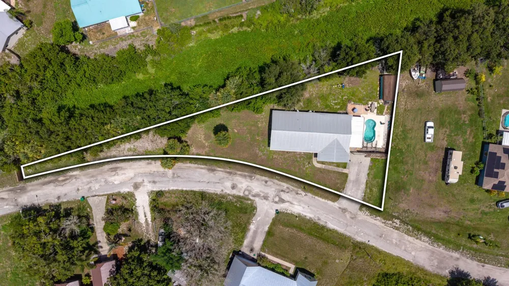 6911 SE 88TH BOULEVARD Okeechobee, FL 34974