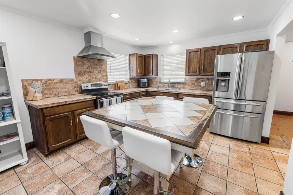 6911 SE 88TH BOULEVARD Okeechobee, FL 34974