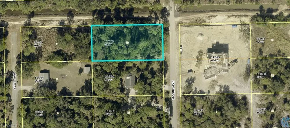 2321 Moore Avenue Alva, FL 33920