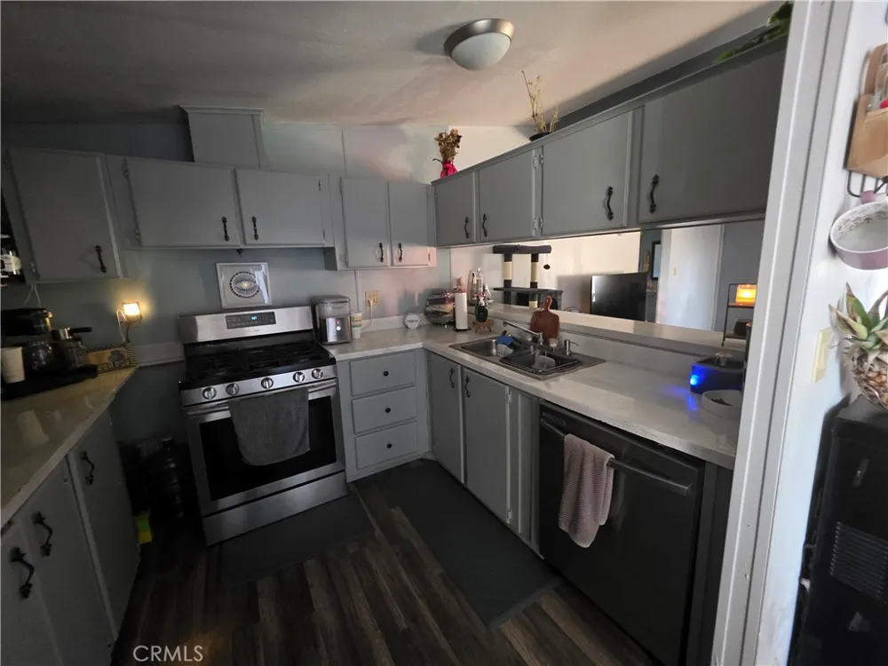10623 Desert View Pinon Hills, CA 92372