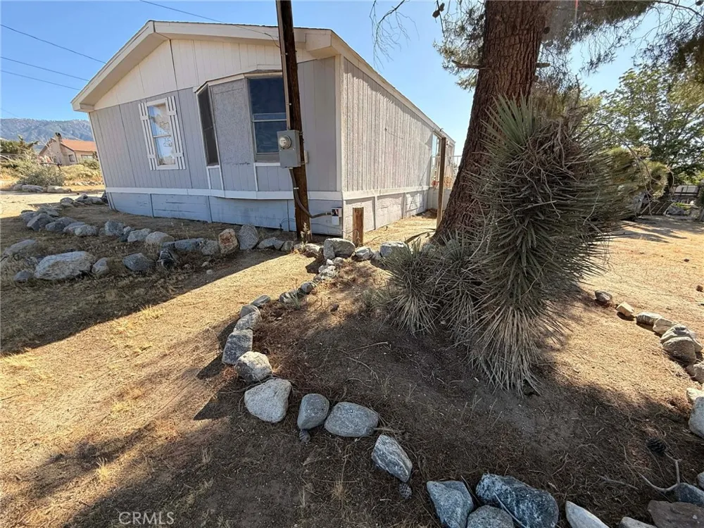 10623 Desert View Pinon Hills, CA 92372