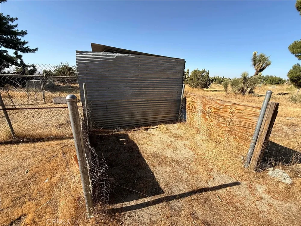 10623 Desert View Pinon Hills, CA 92372