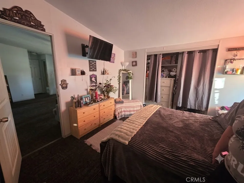 10623 Desert View Pinon Hills, CA 92372