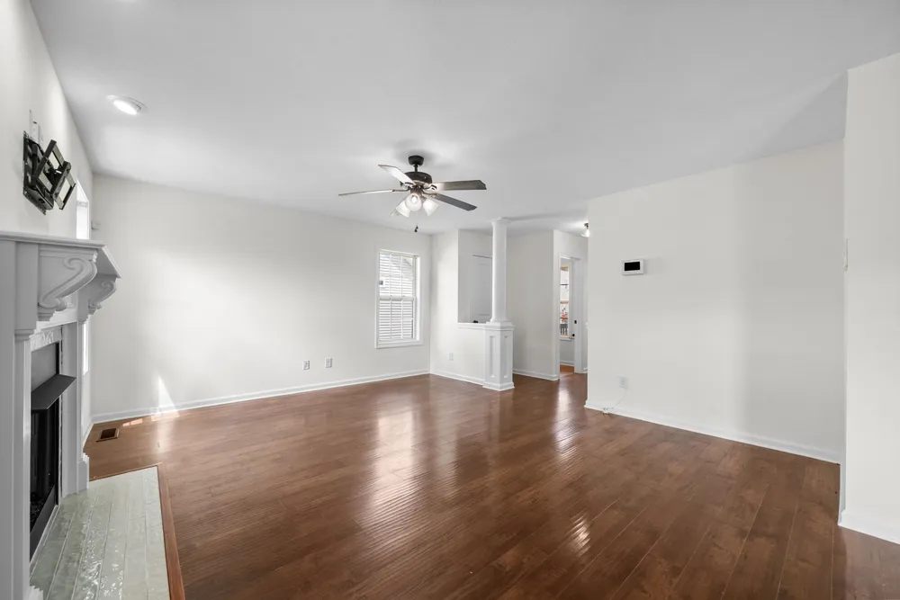 3718 Tradewinds Ter Clarksville, TN 37040