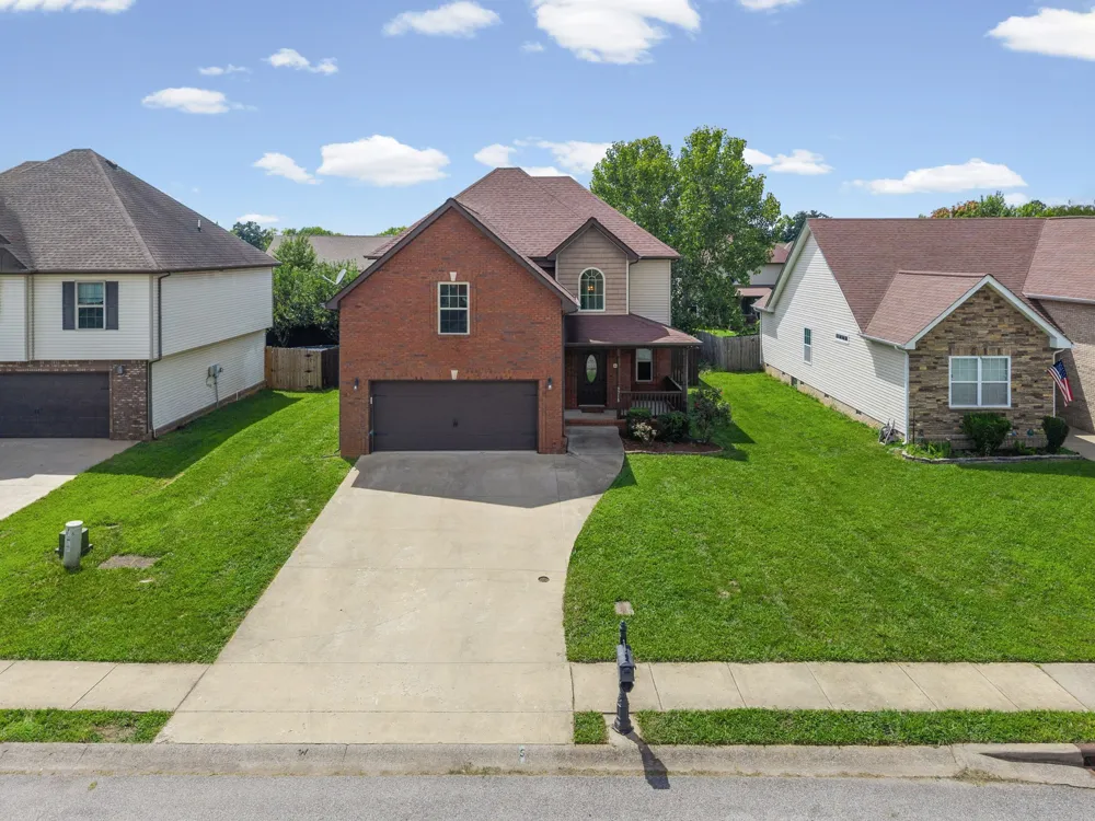 3718 Tradewinds Ter Clarksville, TN 37040