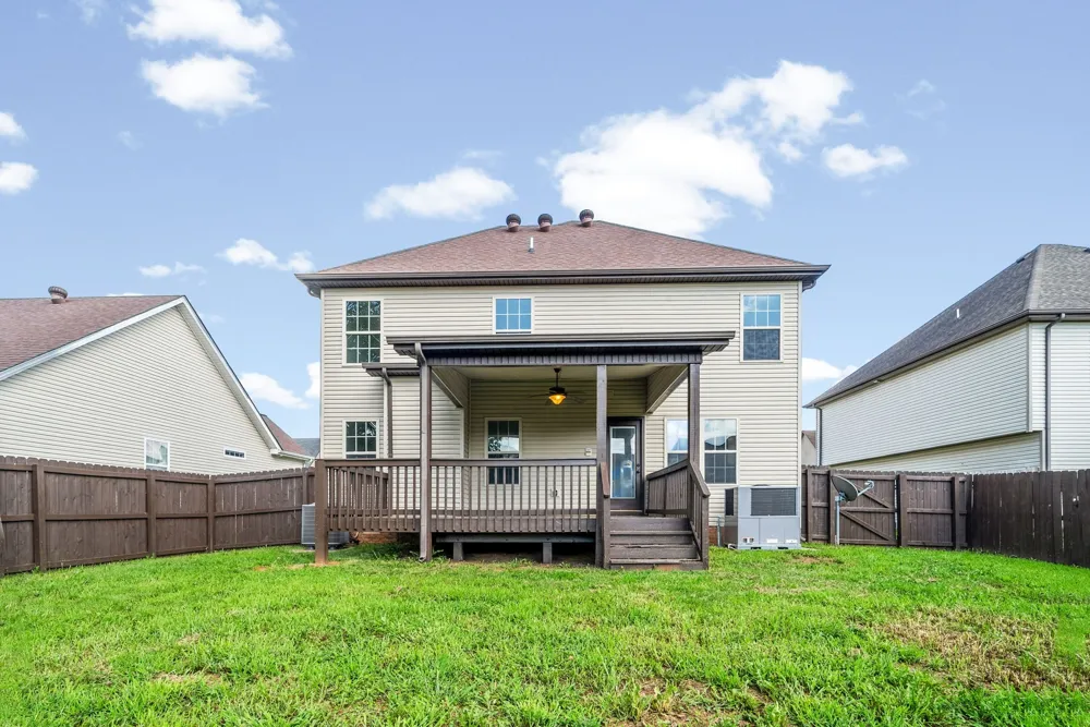 3718 Tradewinds Ter Clarksville, TN 37040
