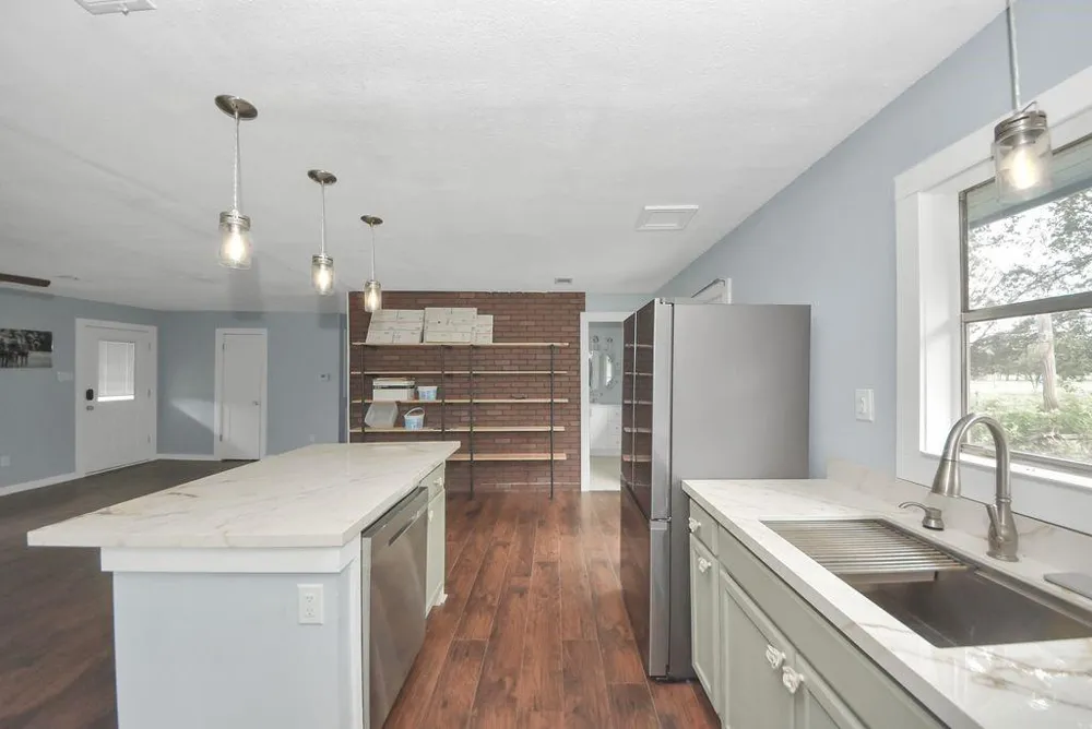 36576 Howell Rd Hempstead, TX 77445