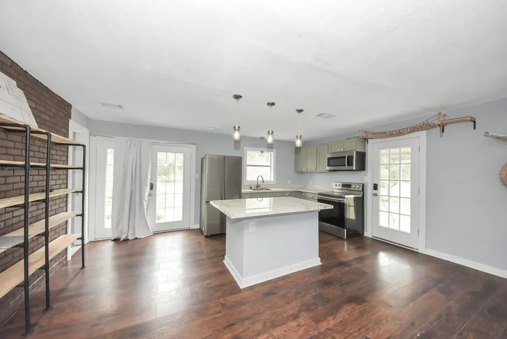 36576 Howell Rd Hempstead, TX 77445