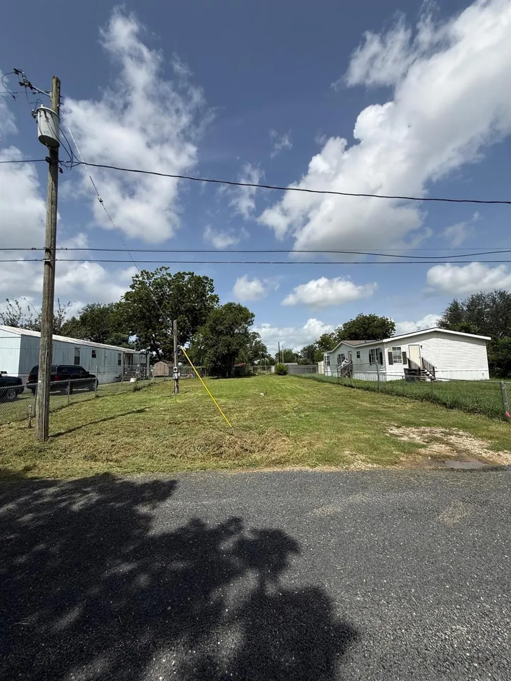 310 Olive Street El Campo, TX 77437