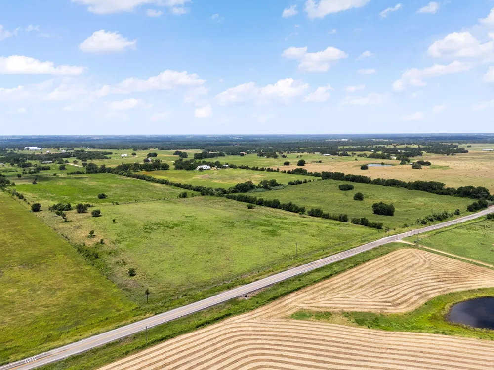 Thielemann Road Industry, TX 78944