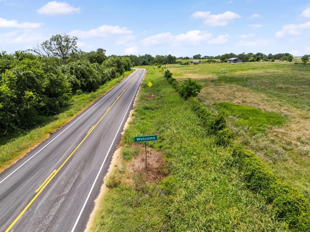 Thielemann Road Industry, TX 78944