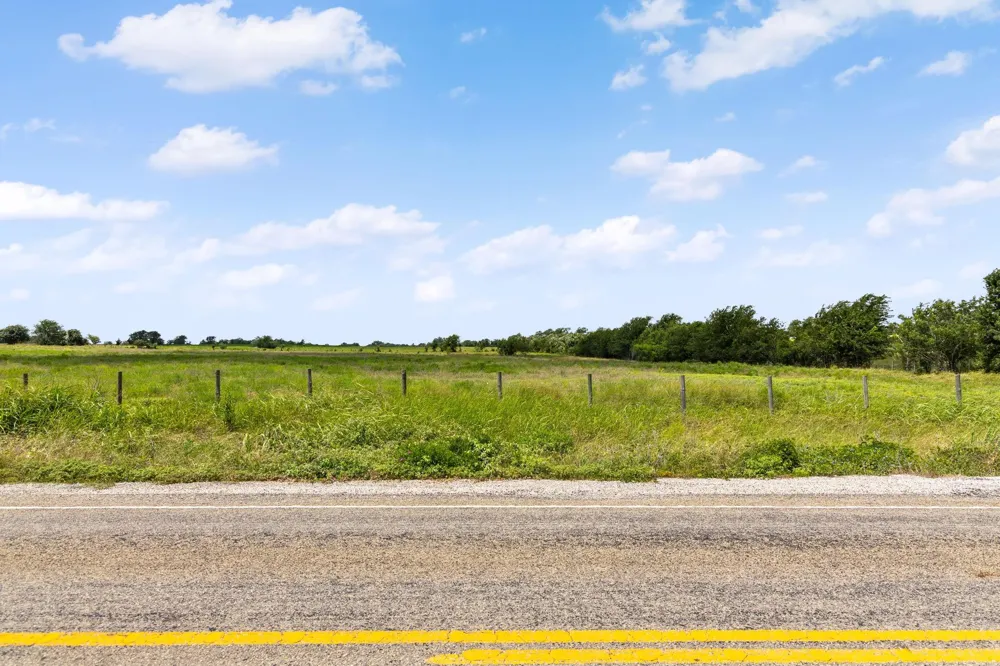 Thielemann Road Industry, TX 78944