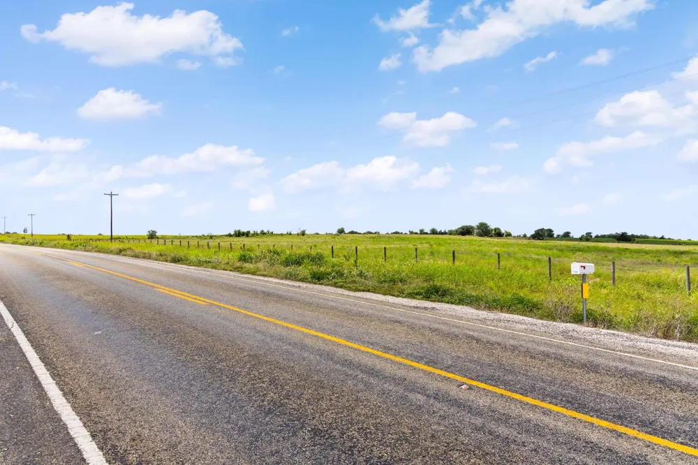 Thielemann Road Industry, TX 78944
