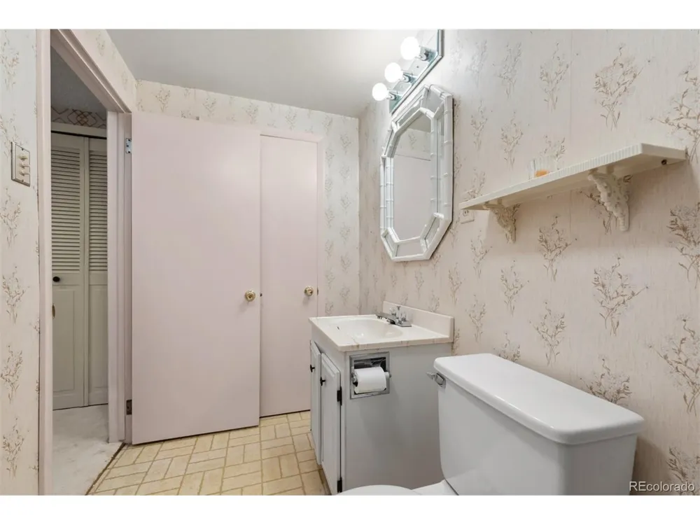 4 Yarrow Court Pueblo, CO 81001