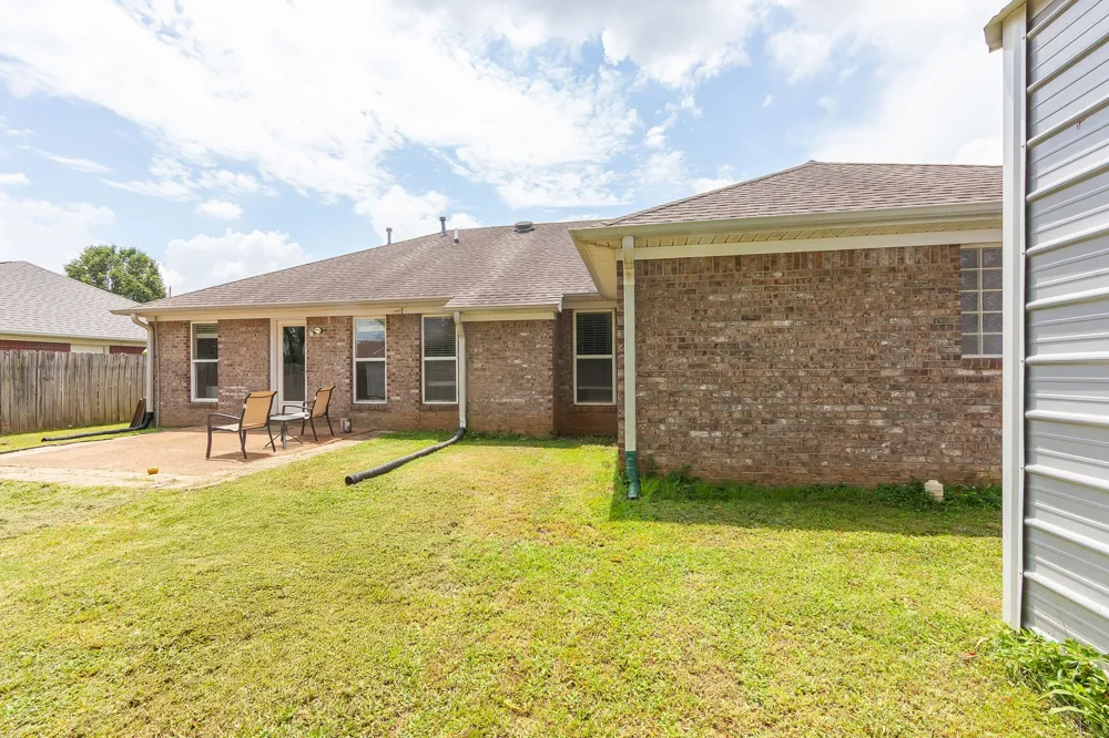 163 Romie Dr Jackson, TN 38305