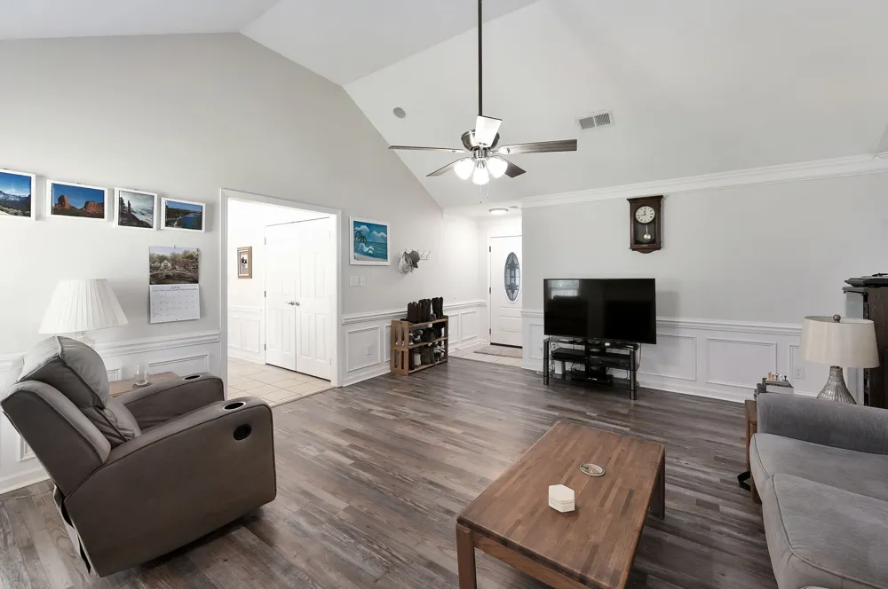 163 Romie Dr Jackson, TN 38305