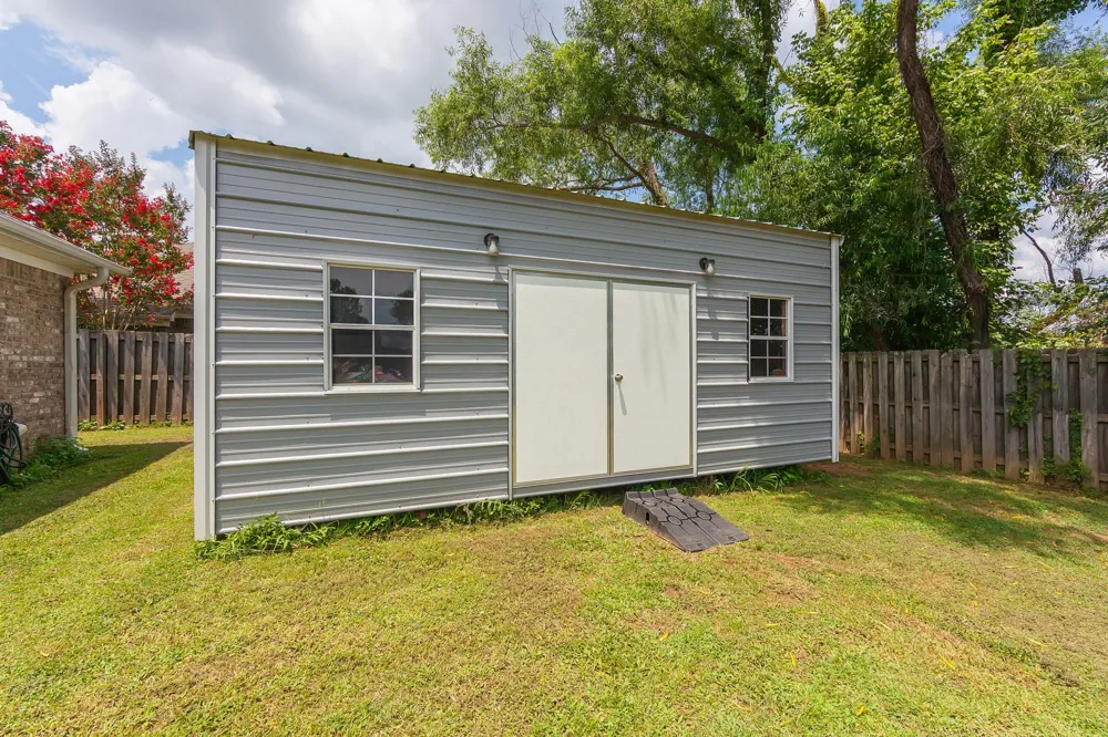 163 Romie Dr Jackson, TN 38305