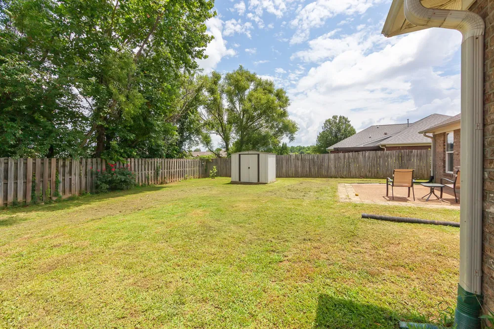 163 Romie Dr Jackson, TN 38305