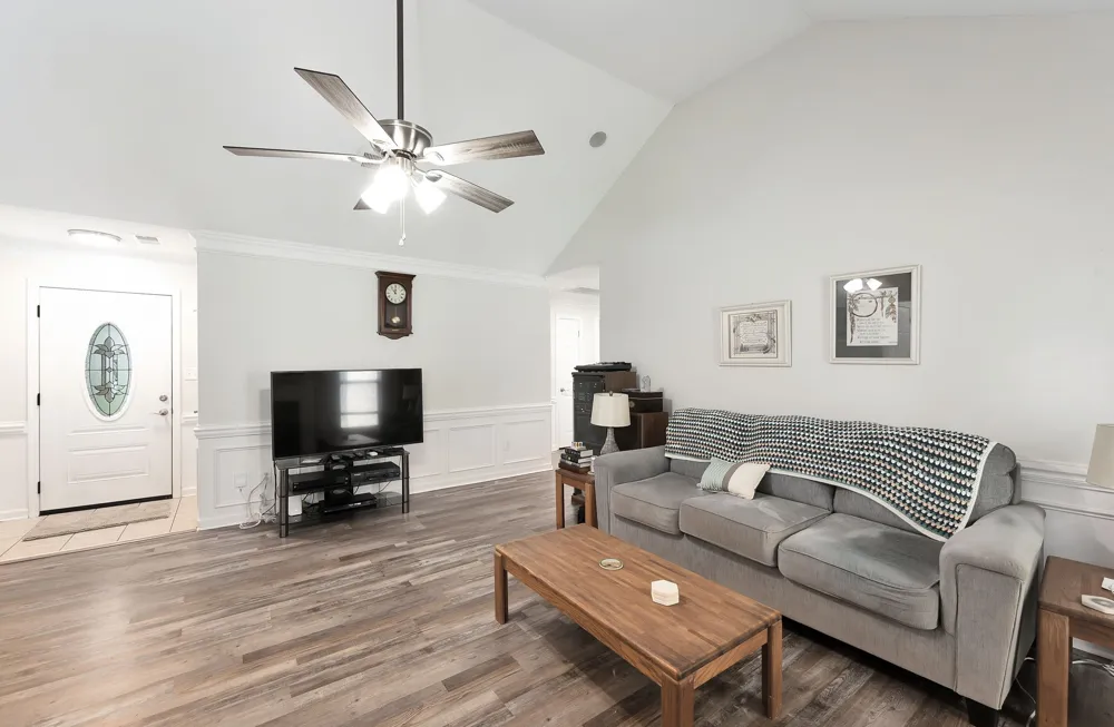 163 Romie Dr Jackson, TN 38305