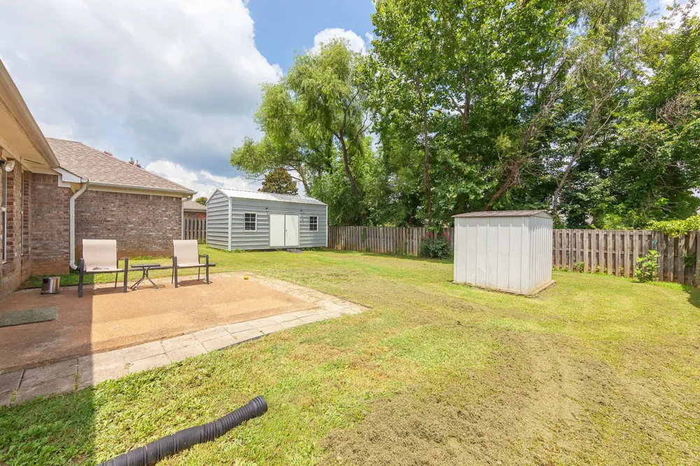 163 Romie Dr Jackson, TN 38305