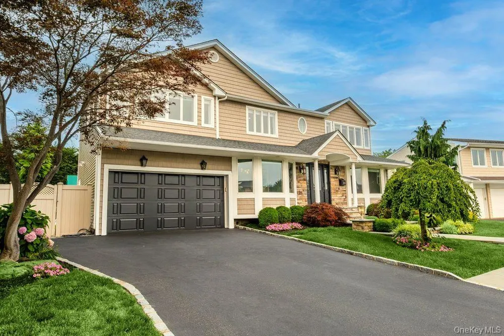 3343 Seawane Drive Merrick, NY 11566