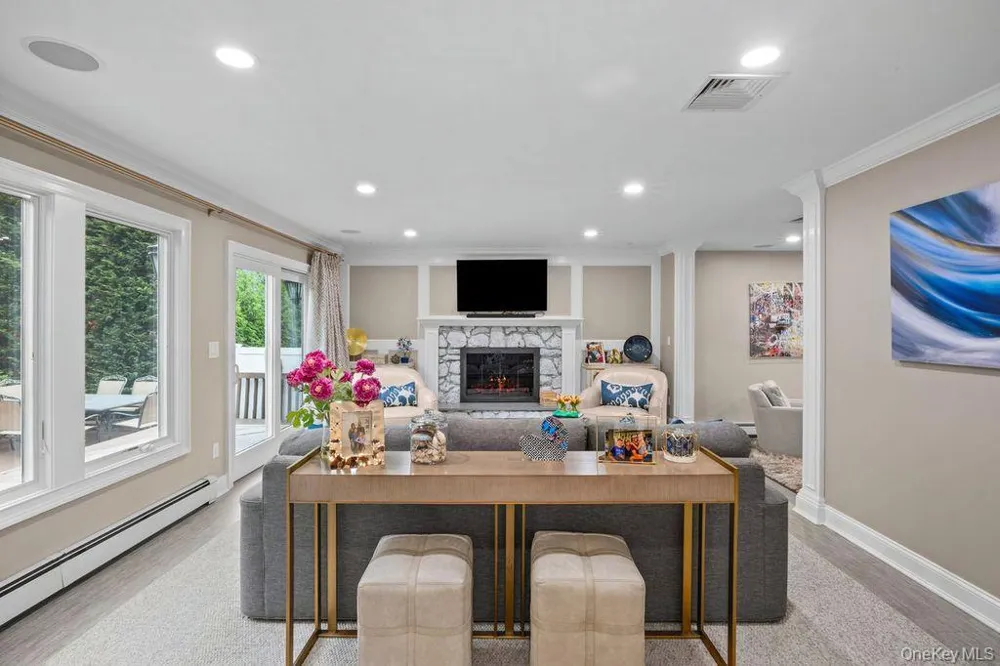 3343 Seawane Drive Merrick, NY 11566