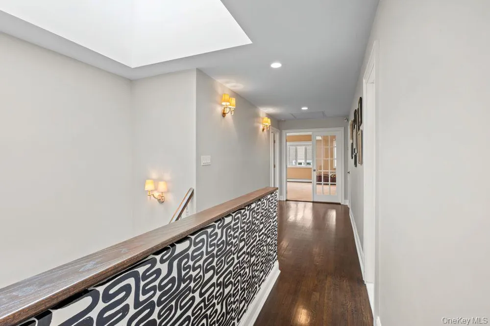 3343 Seawane Drive Merrick, NY 11566
