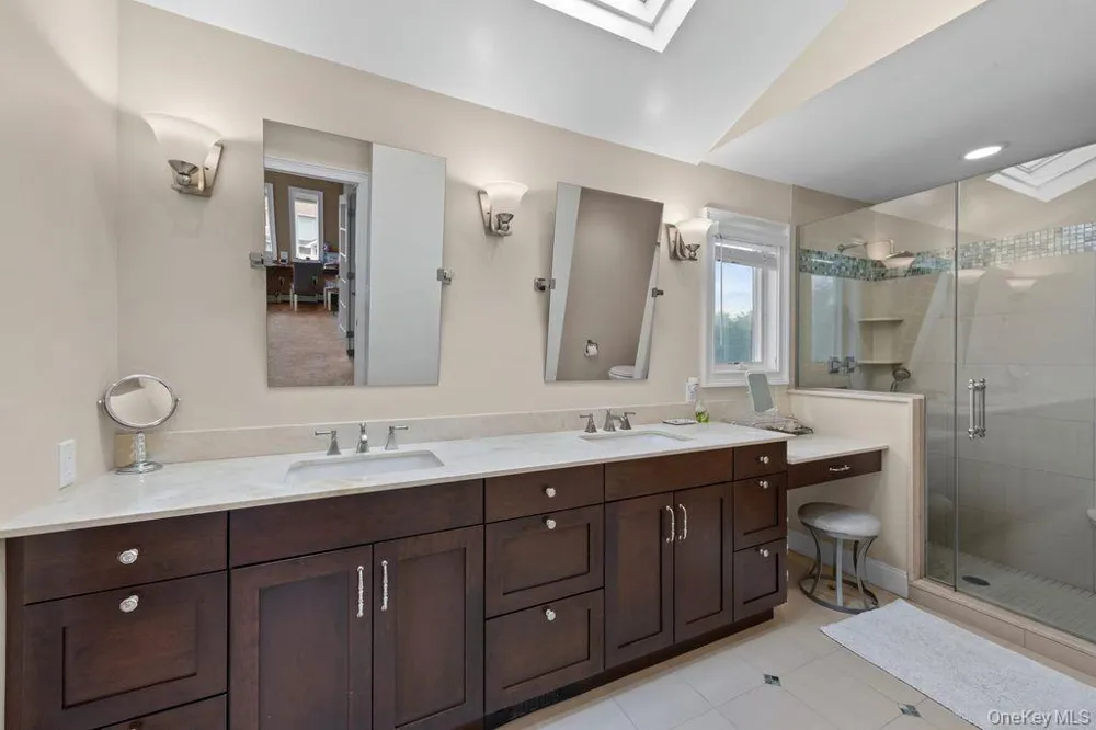 3343 Seawane Drive Merrick, NY 11566